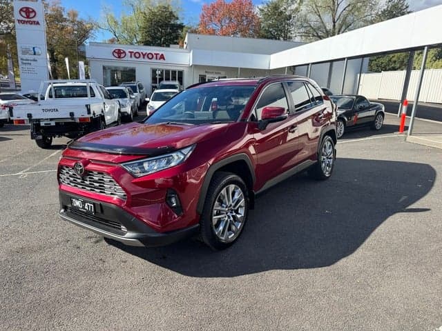 2023 Toyota RAV4 Cruiser 2WD image 3
