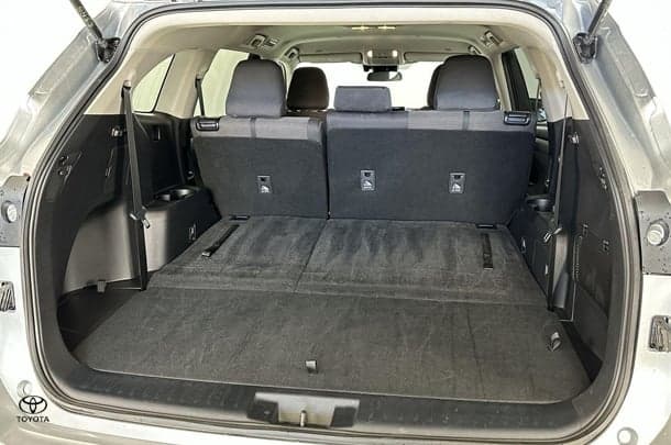 2024 Toyota Kluger Hybrid GX AWD image 33