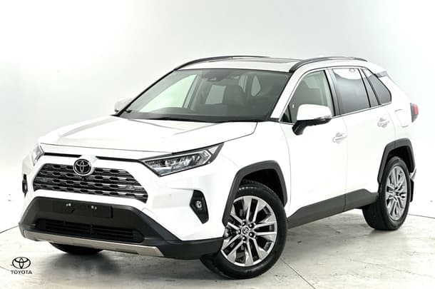 2022 Toyota RAV4 Cruiser 2WD image 6