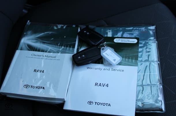 2021 Toyota RAV4 Hybrid GXL-2WD image 46