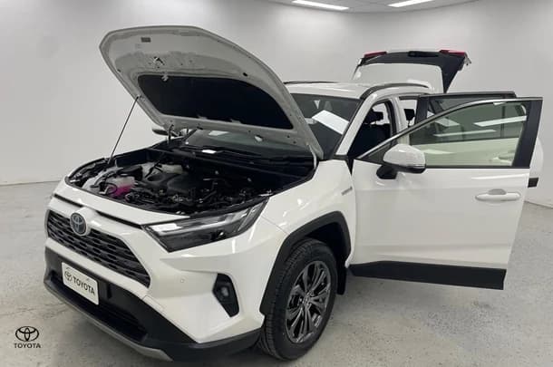 2023 Toyota RAV4 Hybrid GXL-2WD image 14