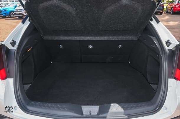 2021 TOYOTA C-HR Hybrid Koba 2WD image 18