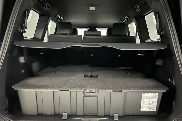 2025 Toyota Prado GXL image 15