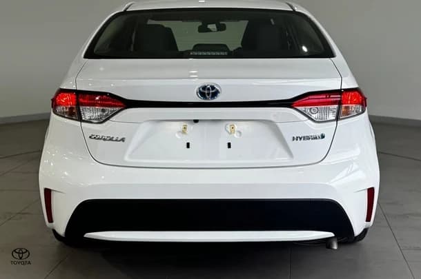 2022 Toyota Corolla Sedan Hybrid Ascent Sport image 10