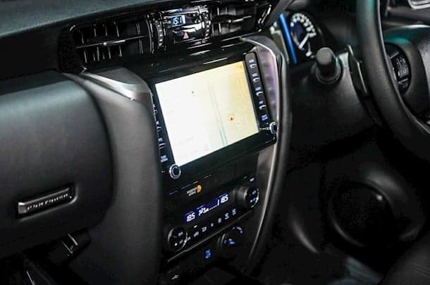 2025 Toyota Fortuner GXL image 25