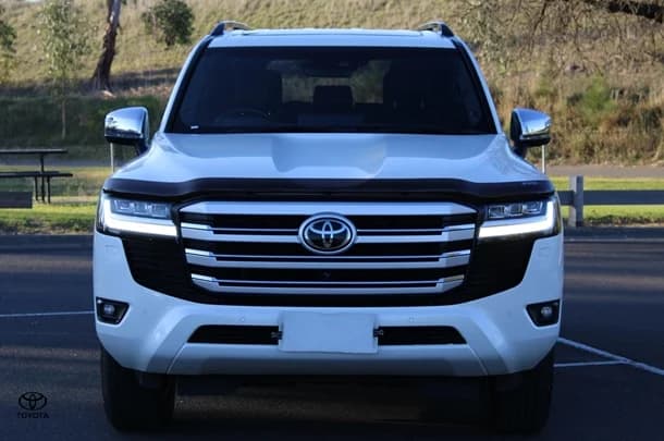2023 Toyota Landcruiser Sahara image 4