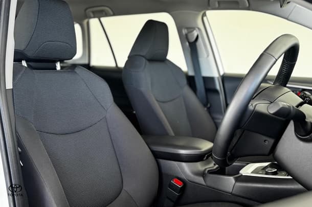 2021 Toyota Rav4 Hybrid GX AWD image 16