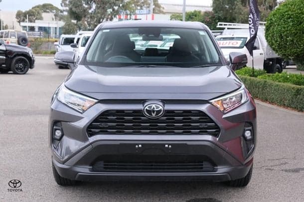 2022 Toyota RAV4 GX-2WD image 3