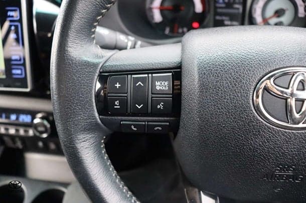 2018 Toyota Hilux 4x4 Rugged X image 15