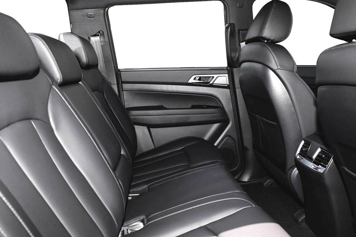 2024 SsangYong Musso Ultimate Auto 4x4 MY24 image 9