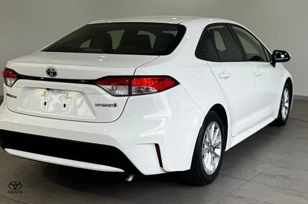 2022 Toyota Corolla Sedan Hybrid Ascent Sport image 12