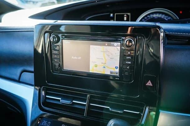 2019 Toyota Tarago GLi image 18