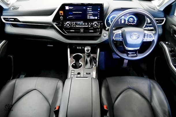 2023 Toyota Kluger Hybrid GRANDE image 9
