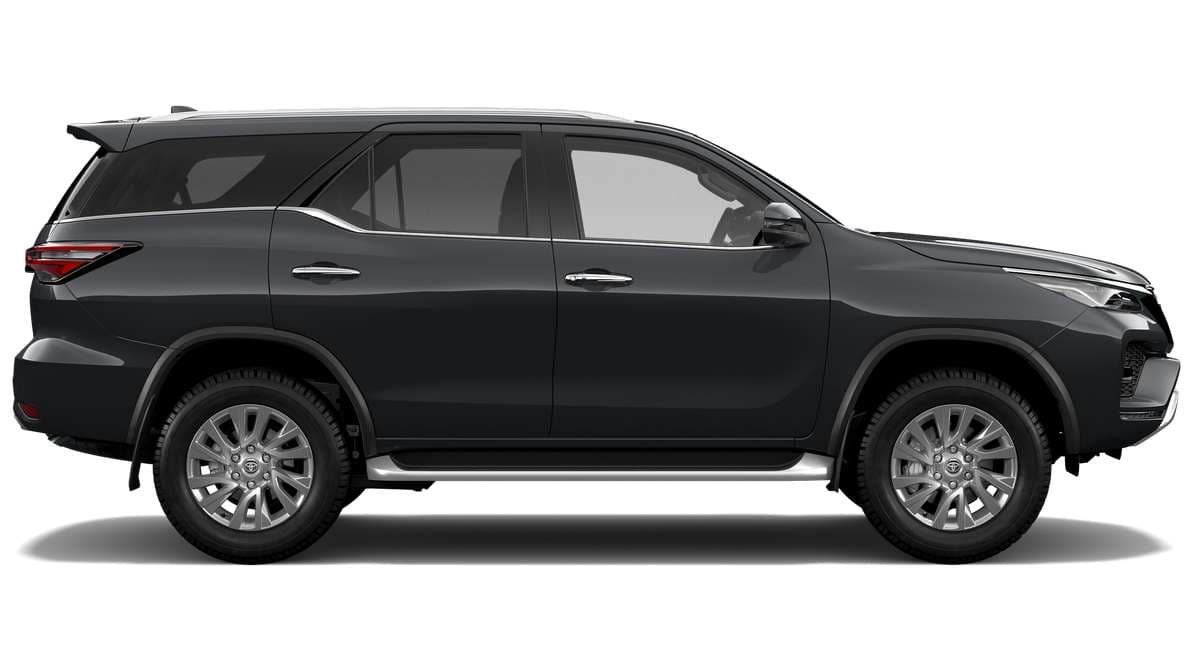 2024 Toyota Fortuner Crusade Automatic image 2