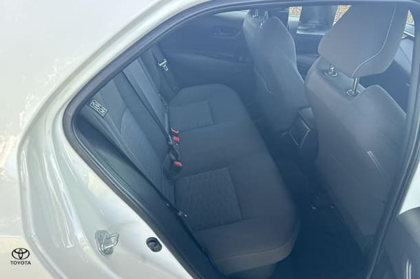 2021 Toyota Corolla Ascent Sport image 22