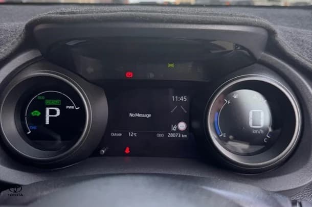 2022 Toyota Yaris Cross Hybrid GXL image 23