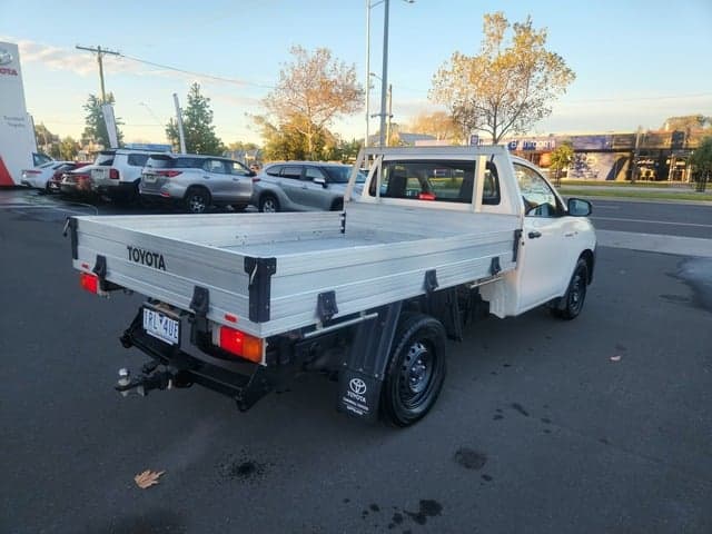 2020 Toyota Hilux Workmate image 3