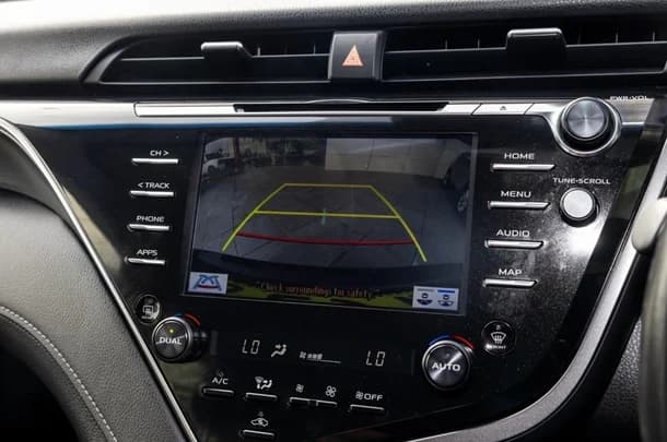 2018 Toyota CAMRY SX image 15