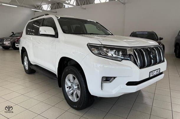 2022 Toyota Prado GXL image 8