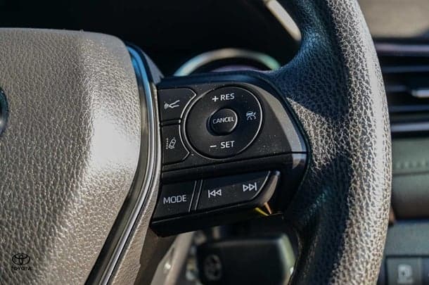 2021 Toyota Camry Ascent image 16