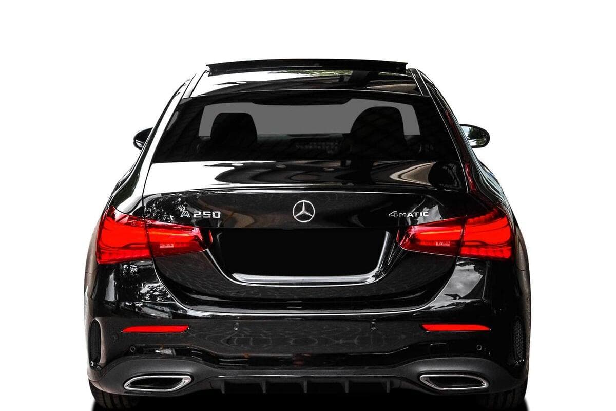 2025 Mercedes-Benz A-Class A250 Auto 4MATIC image 3