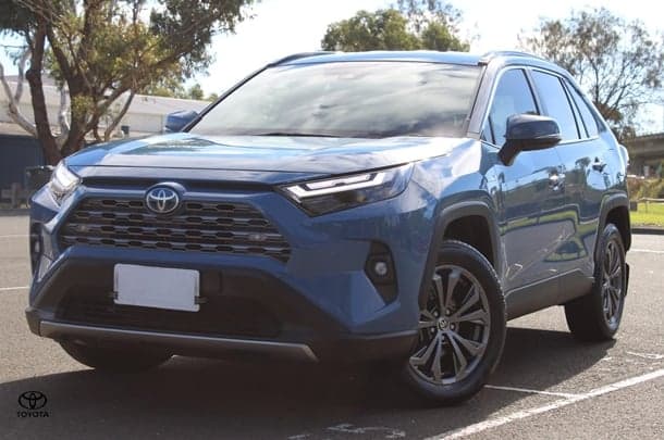 2024 Toyota RAV4 Hybrid GXL-2WD image 5