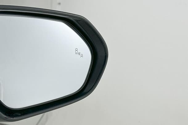 2023 Toyota CH-R GXL-2WD image 24