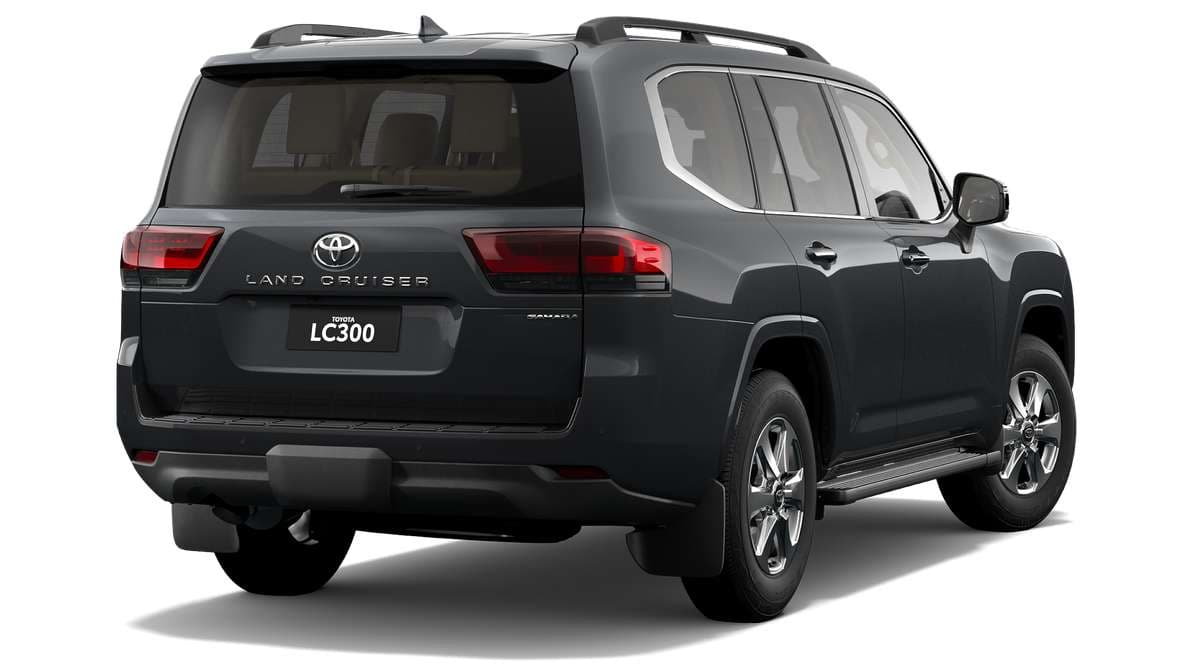2025 Toyota LandCruiser 300 Sahara Automatic image 3