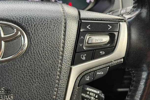 2021 Toyota Prado GXL image 16