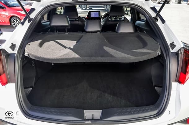 2022 Toyota C-HR Hybrid Koba 2WD image 24