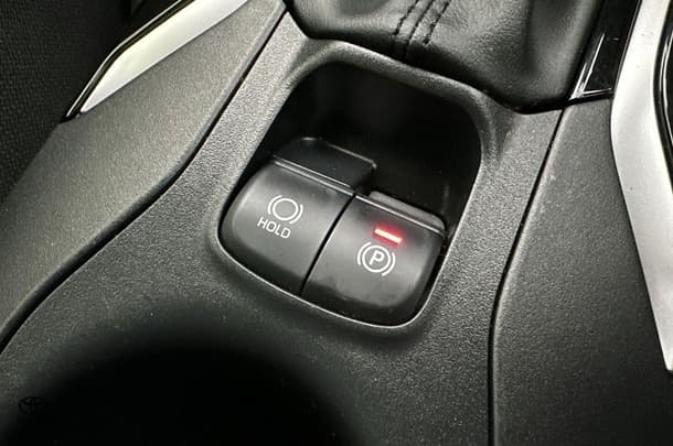 2022 Toyota Corolla Cross Petrol GX image 25