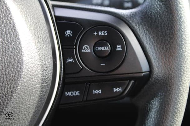 2024 Toyota Corolla Hatch Hybrid Ascent Sport image 26