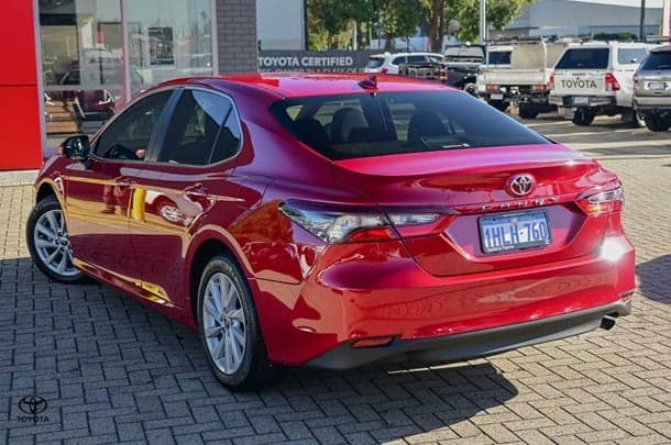 2021 Toyota Camry Ascent image 2