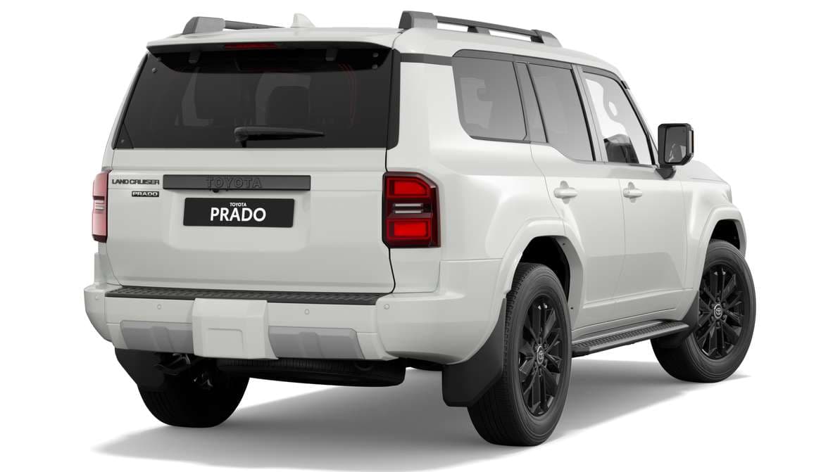 2025 Toyota Prado VX Turbo-diesel image 3