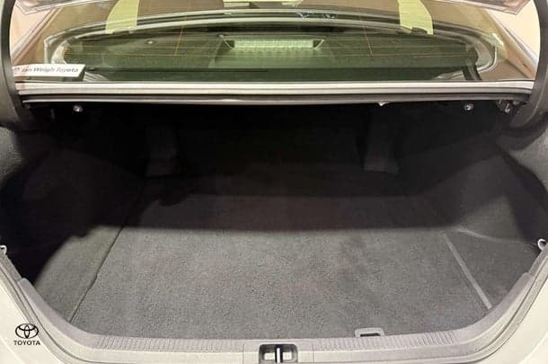 2024 Toyota Camry Hybrid Ascent image 12