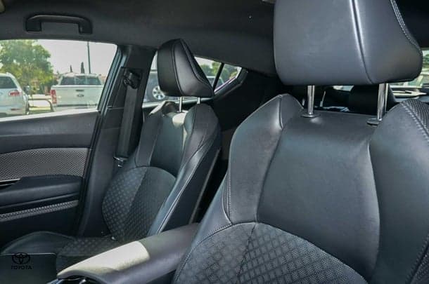2022 Toyota CH-R Koba AWD image 11