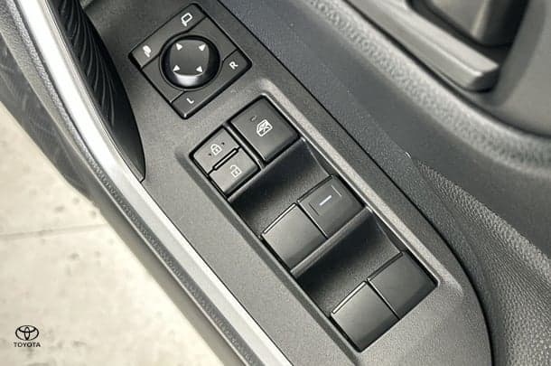 2023 Toyota Rav4 Hybrid GX-2WD image 13