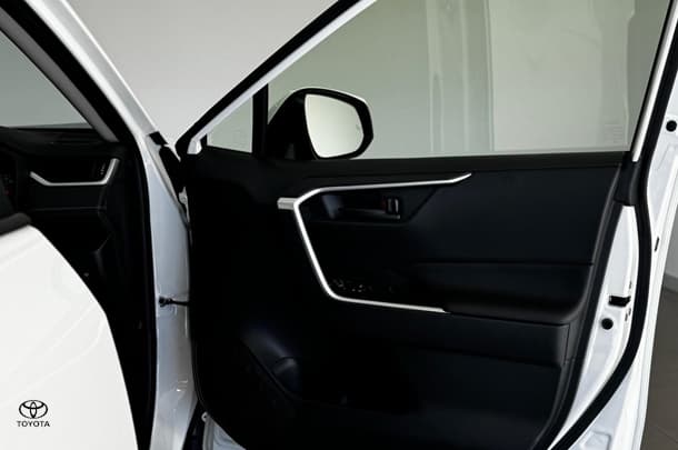 2021 Toyota Rav4 Hybrid GX AWD image 14