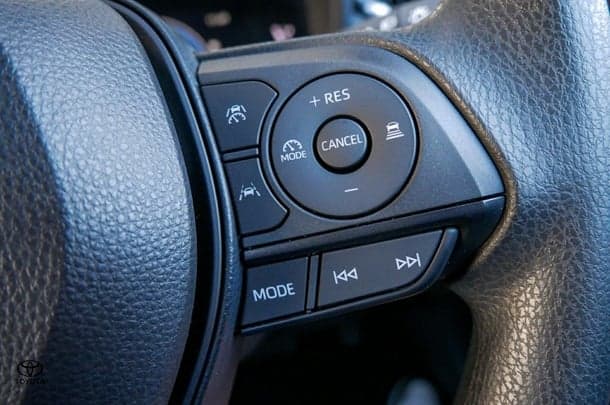 2023 Toyota Corolla Cross HV GX image 12