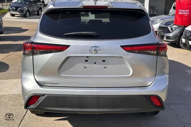 2022 Toyota Kluger GX AWD image 4