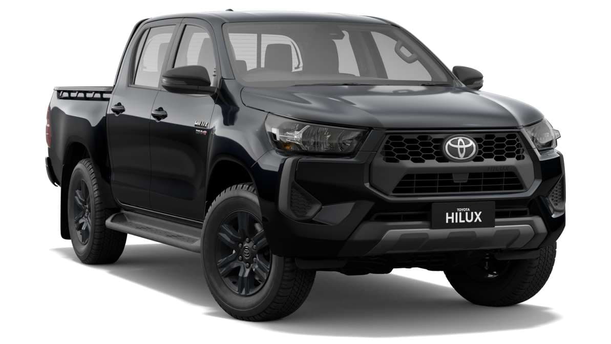 2024 Toyota HiLux 4x4 SR Double-Cab Pick-up image 1