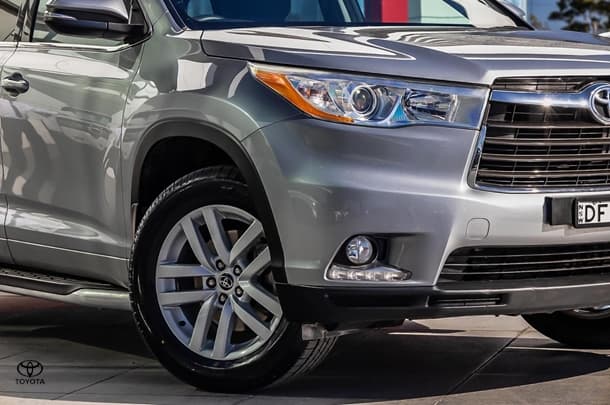2015 Toyota KLUGER 4x2 GX image 11