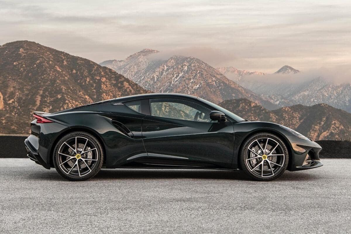 2025 Lotus Emira 2.0T DCT First Edition Auto MY24 image 4