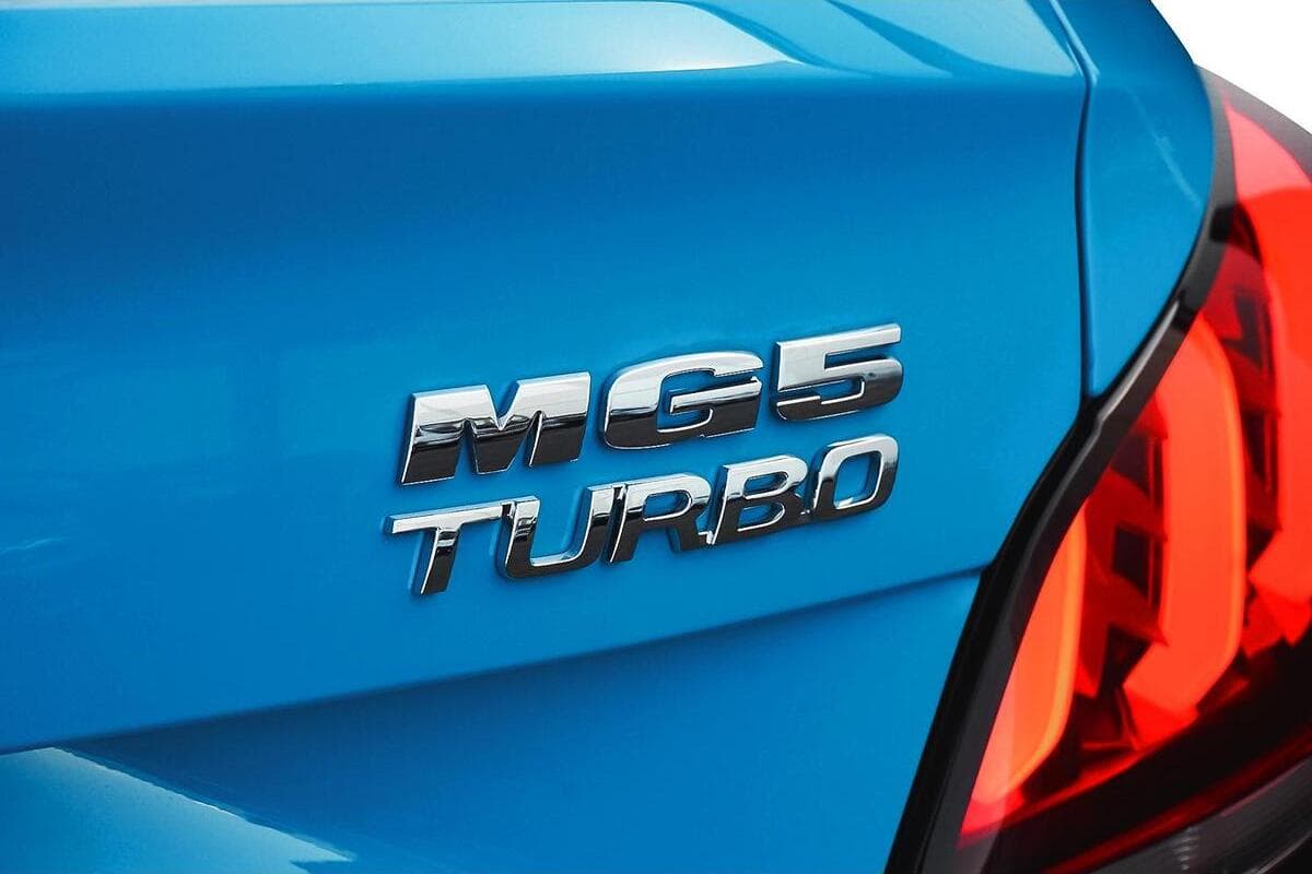 2025 MG MG5 Essence Auto MY25 image 10