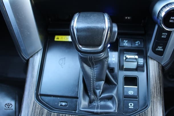 2023 Toyota Landcruiser Sahara image 6