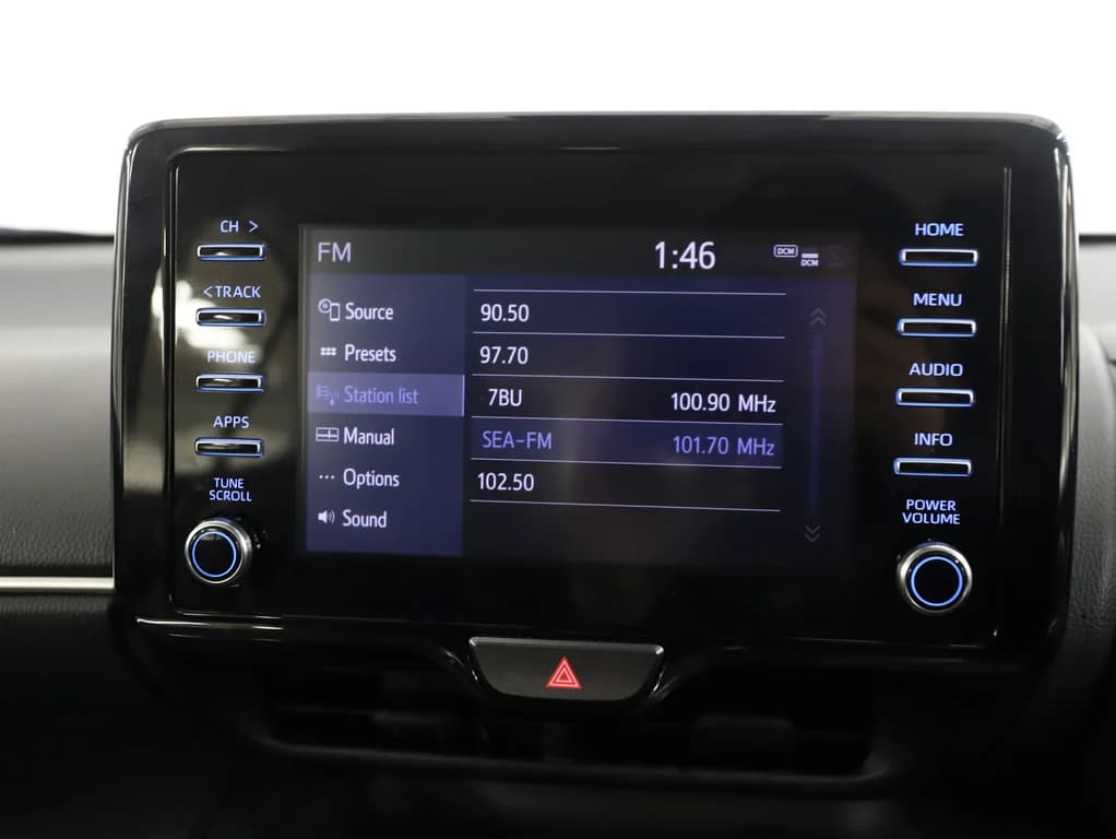 2020 Toyota Yaris Cross Hybrid GX image 12