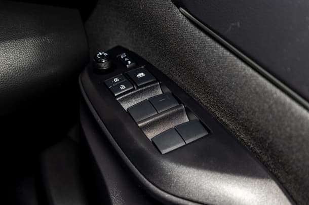 2020 Toyota Yaris Cross Hybrid GX image 15