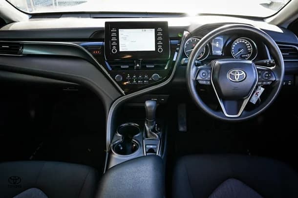 2022 Toyota Camry Ascent image 10