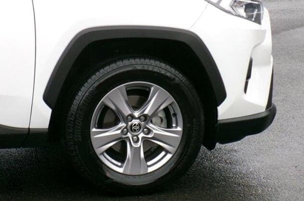 2022 Toyota RAV4 GX image 5