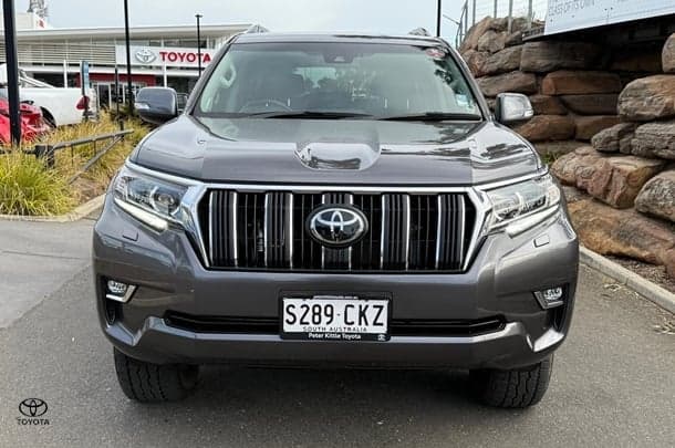 2021 Toyota Prado GXL image 3
